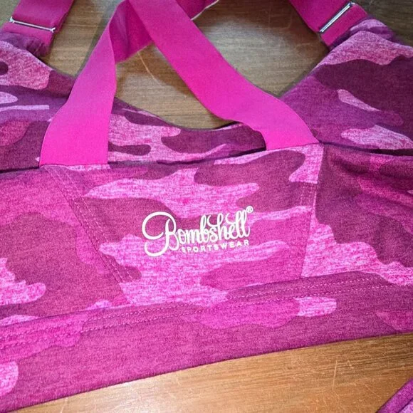 Bombshell Sportswear Pink Camo Set - size small EUC!!! - Picture 3 of 6